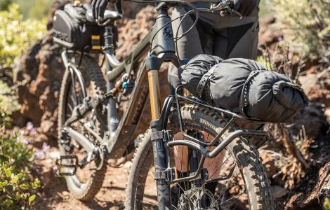 Alternative view of Topeak TetraRack M1 pakethållare gaffelmonterad MTB fram