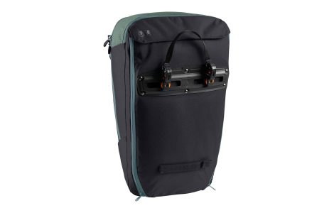 Alternative view of Vaude Cycle 20 II Svart/Dusty Forest