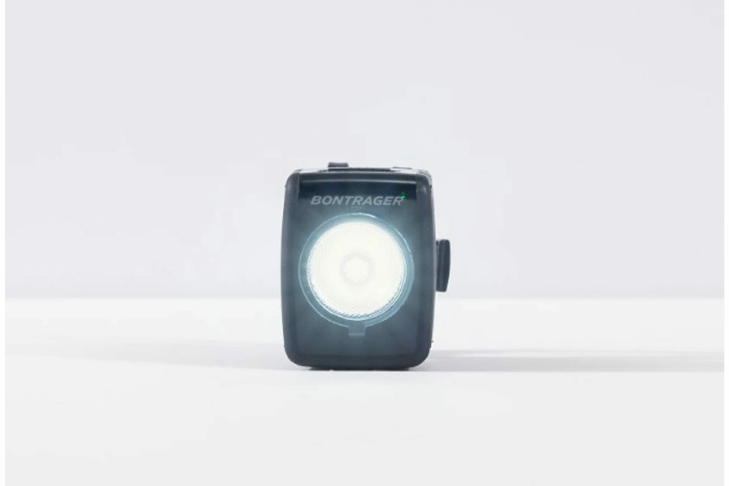 Bontrager Framlampa Ion 200 RT USB-uppladdningsbar - Bild 2